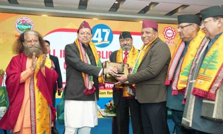 सुशासन में उत्कृष्टता के लिए बंशीधर तिवारी को राष्ट्रीय सम्मान, सीएम धामी ने किया सम्मानित