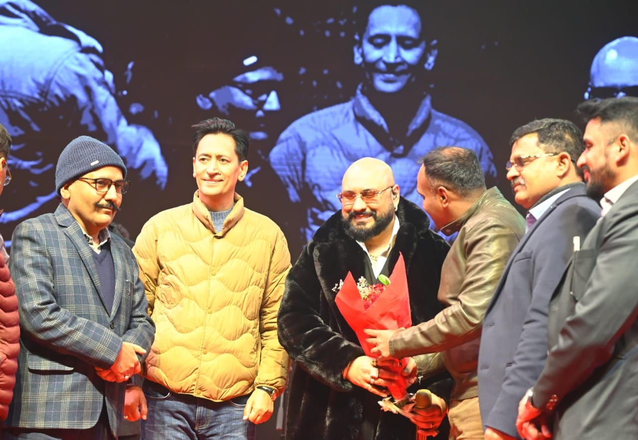 विंटर कार्निवाल में संस्कृति और पर्यटन का संगम: द्वितीय दिवस पर नैनीताल लोक-संगीत व स्टार नाइट से गूंज उठा